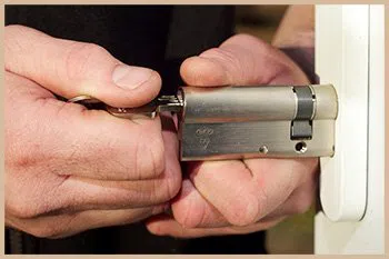 Elite Locksmith Services New York, NY 212-547-9787 - 1-locksmiths